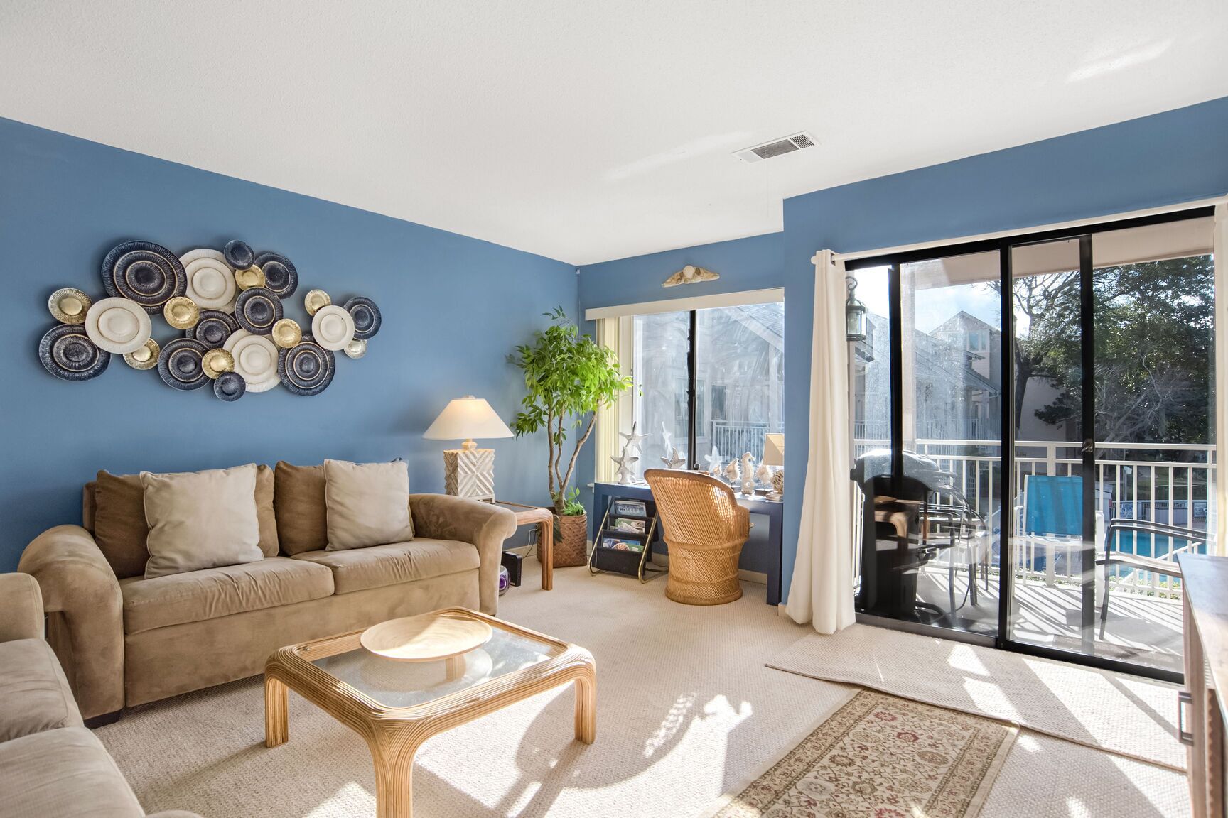 تلفزيون ذكي، مشغل دي في دي