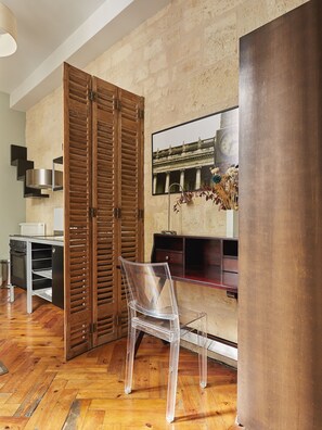 Superior Studio | Private kitchen | Fridge - L' Apparthôtel Particulier Bordeaux (Bordeaux)