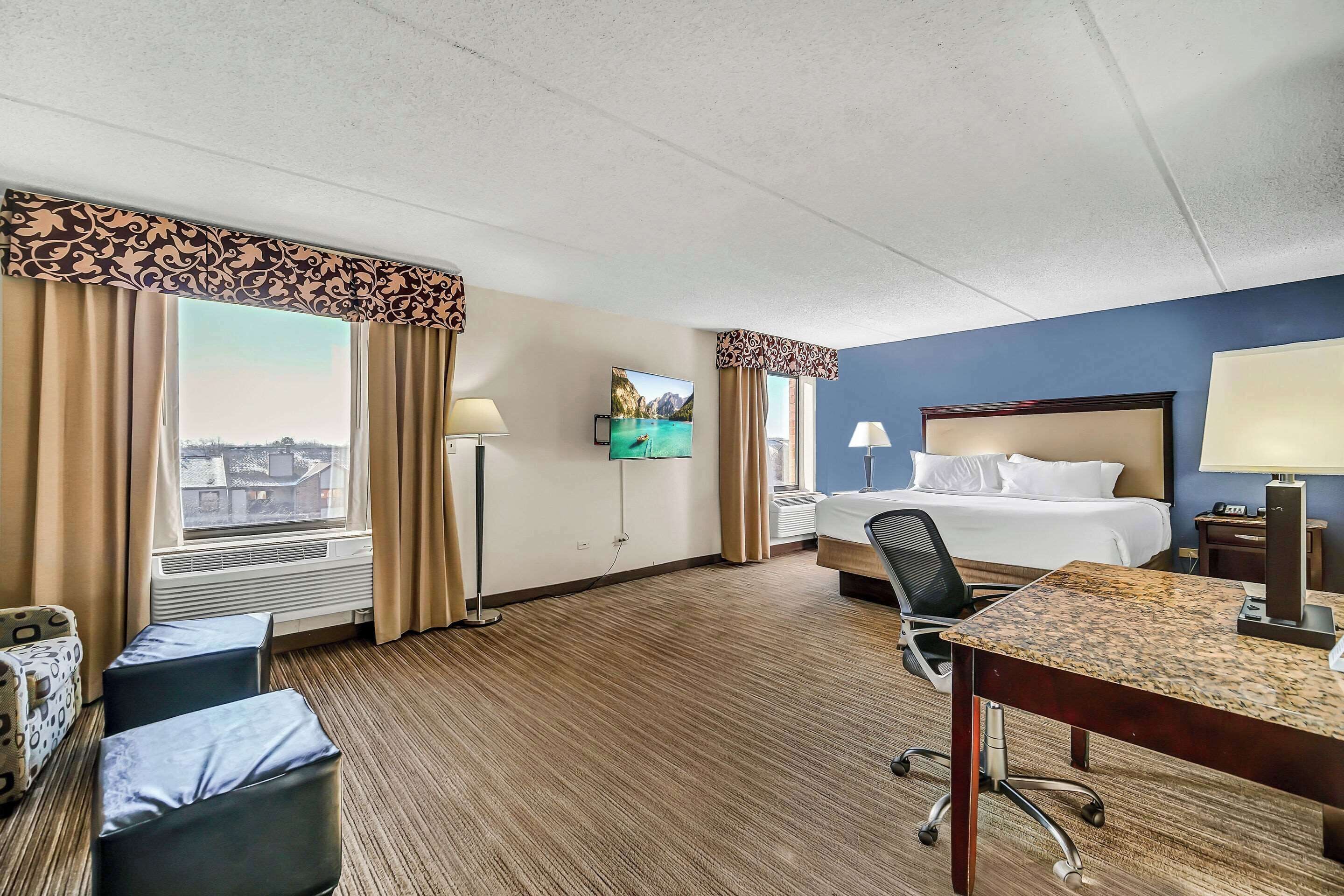 Photo - Radisson Hotel Schaumburg