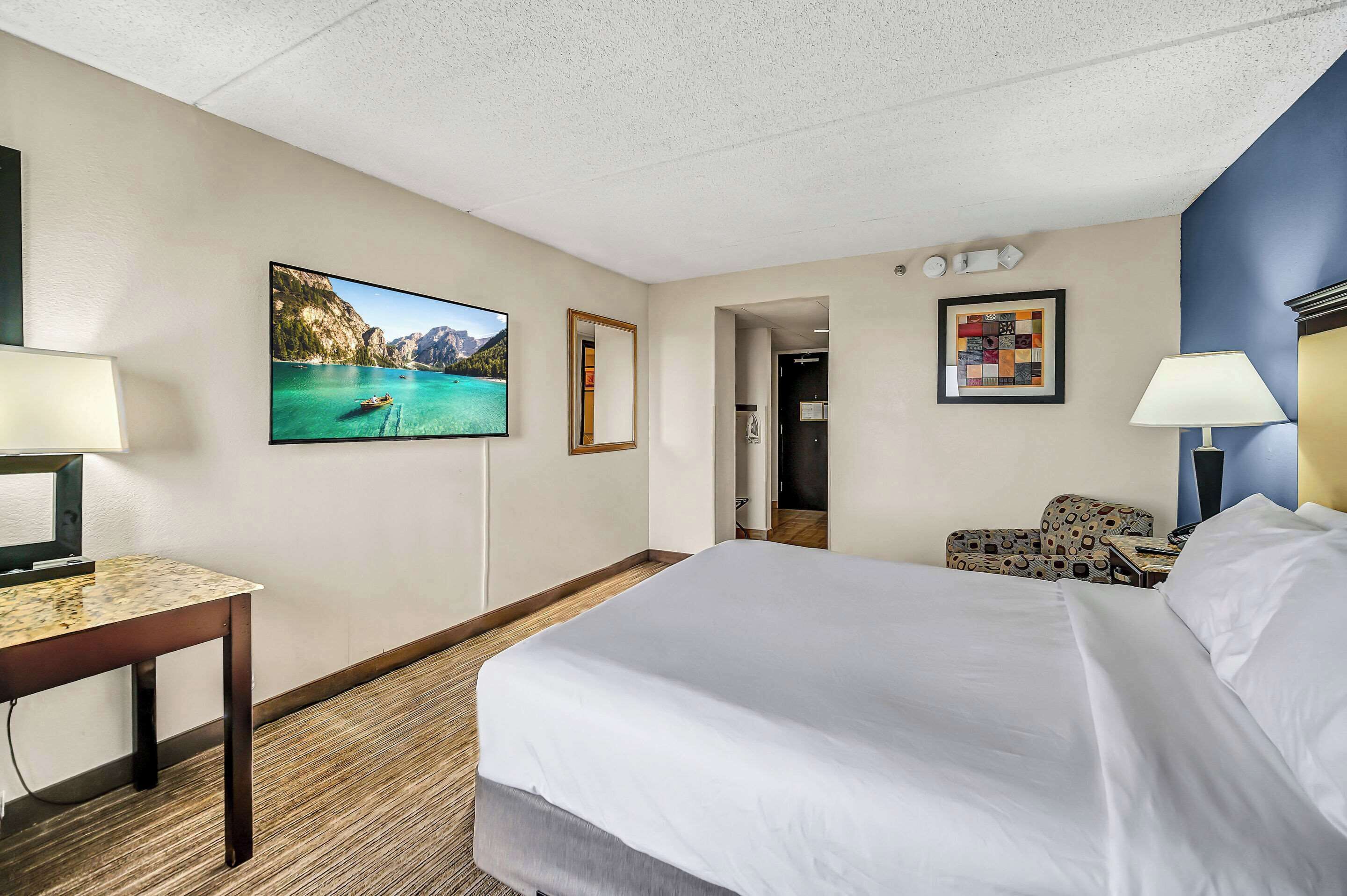 Photo - Radisson Hotel Schaumburg