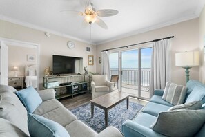 Smart TV, table football