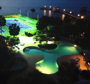 Outdoor pool - This is certainly a hidden paradise!  (Gulf Shores)