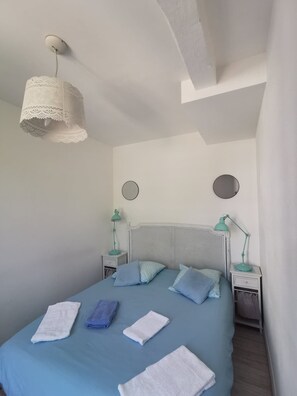 1 chambre, Wi-Fi gratuit, draps fournis