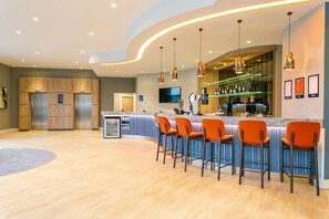 Bar (en la propiedad)
