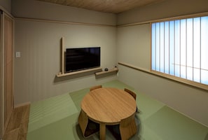用餐