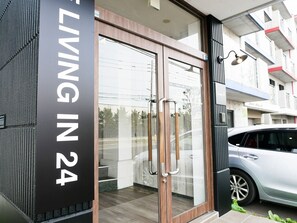 Exterior detail - Parking for 1 car Fun for 8 people Bunk bed room / Sapporo Hokkaidō (Sapporo)