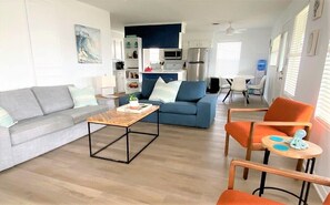 Smart TV, DVD player