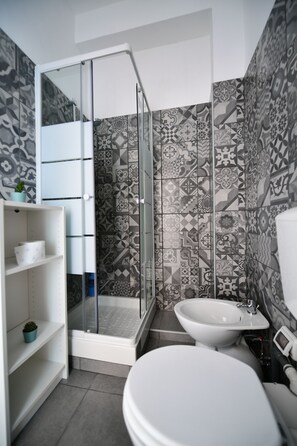 Deluxe Double Room (Vaticano) | Bathroom