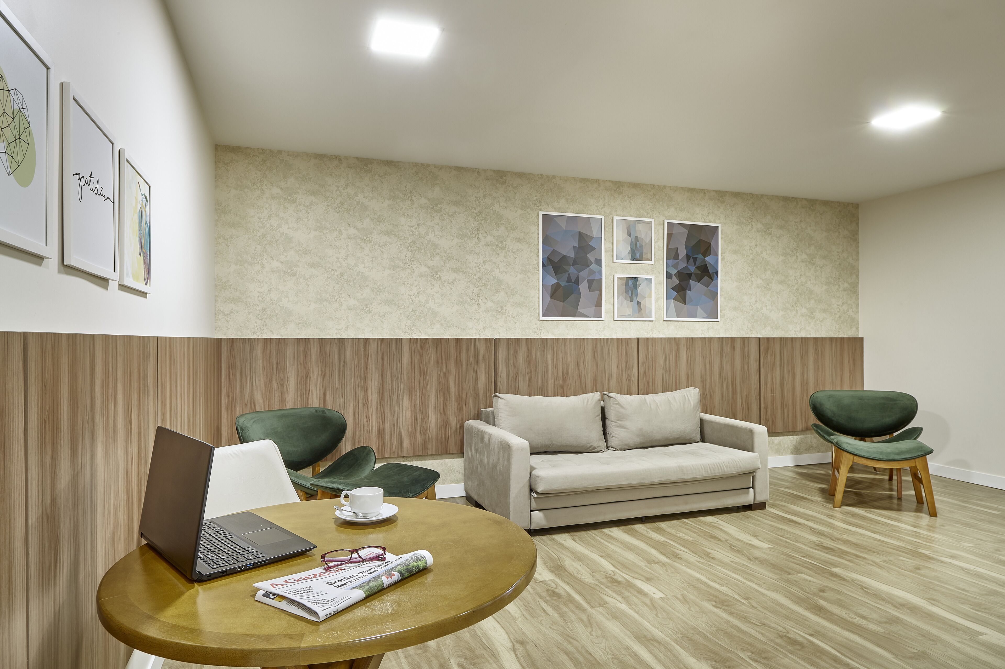 43-inch led tv with cable channels, tv, toys