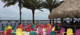 Punta Gorda Isles Updated 2b2b Canal Pool Home - Jan-March Weeks Available!
