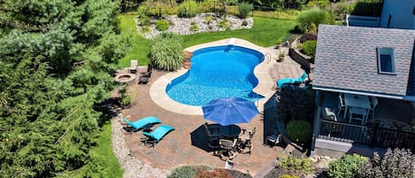 Indoor pool, outdoor pool