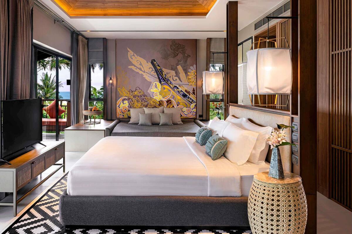 Suite Deluxe, 1 cama de matrimonio grande con sofá cama | Ropa de cama de alta calidad, minibar, sistema de insonorización