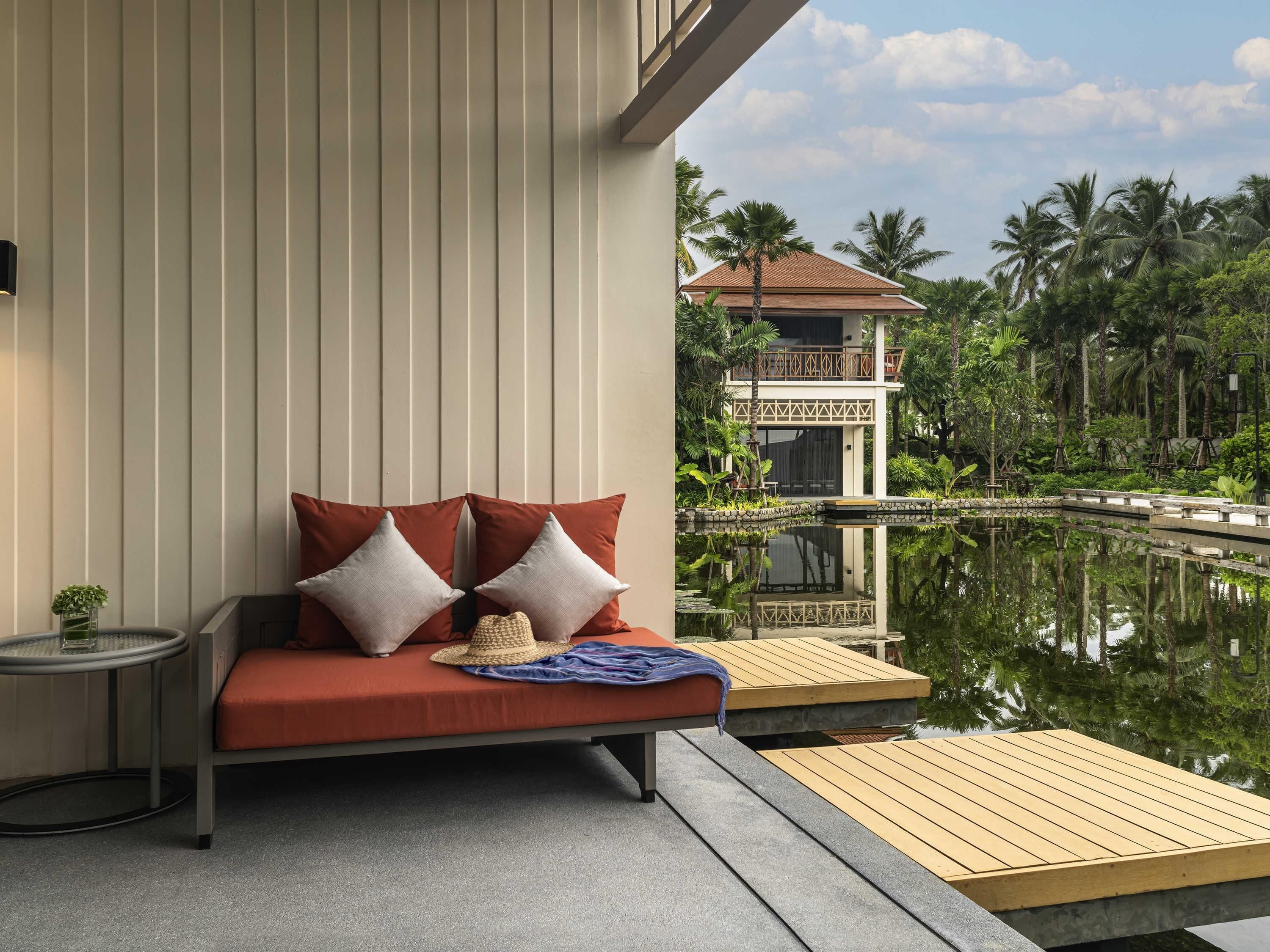 Literie de qualité supérieure, minibar, décoration personnalisée