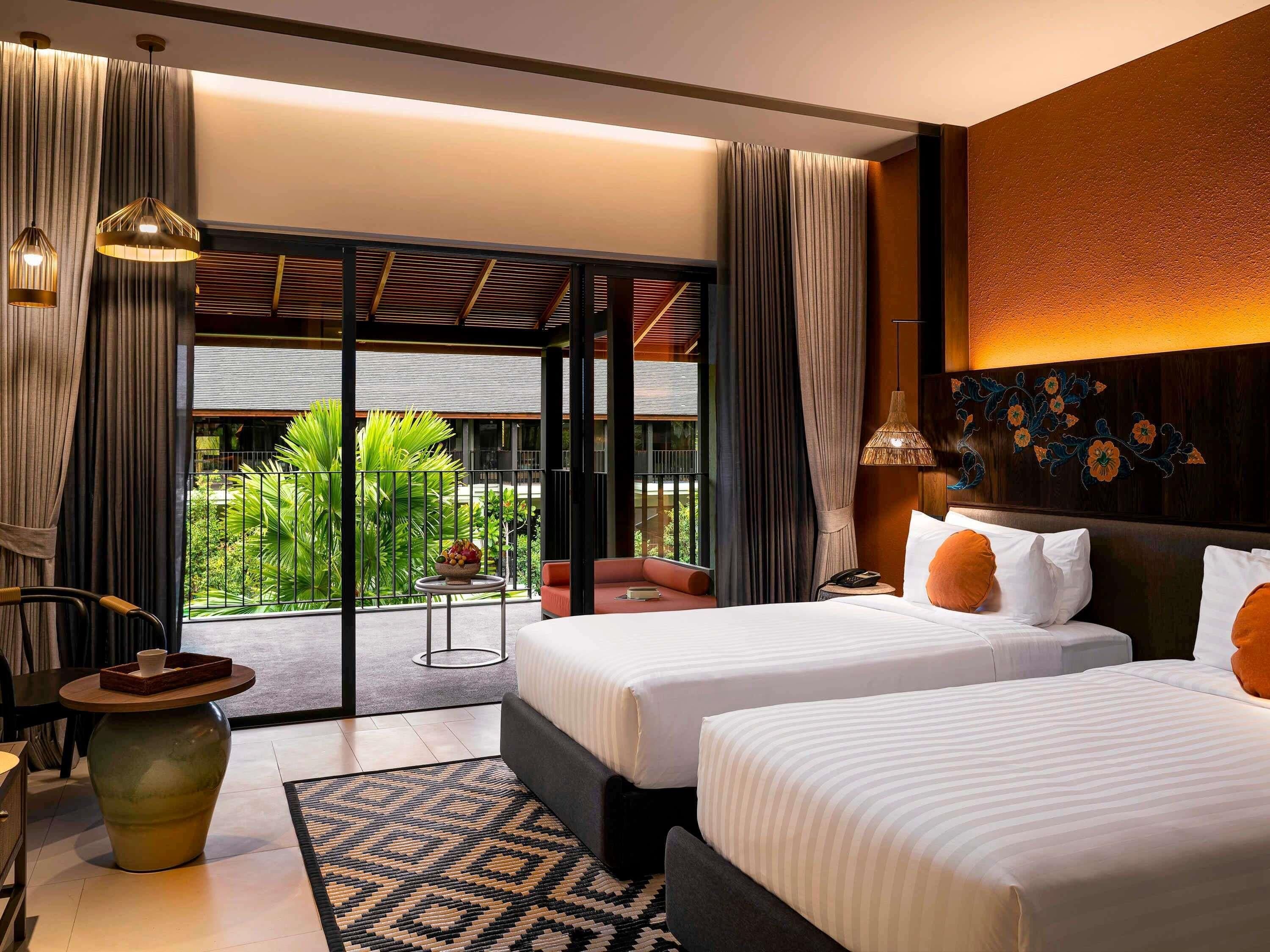 Superior Twin Room, 2 Twin Beds | Premium bedding, minibar, individually decorated, individually furnished