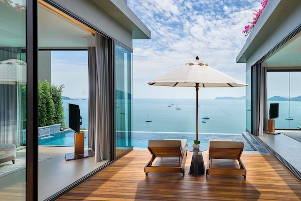 Villa, 2 camere da letto, vista mare (24 hrs. butler service) | Minibar, una cassaforte in camera, con stile personalizzato