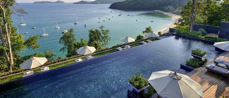 Breakfast, lunch, dinner served; ocean views