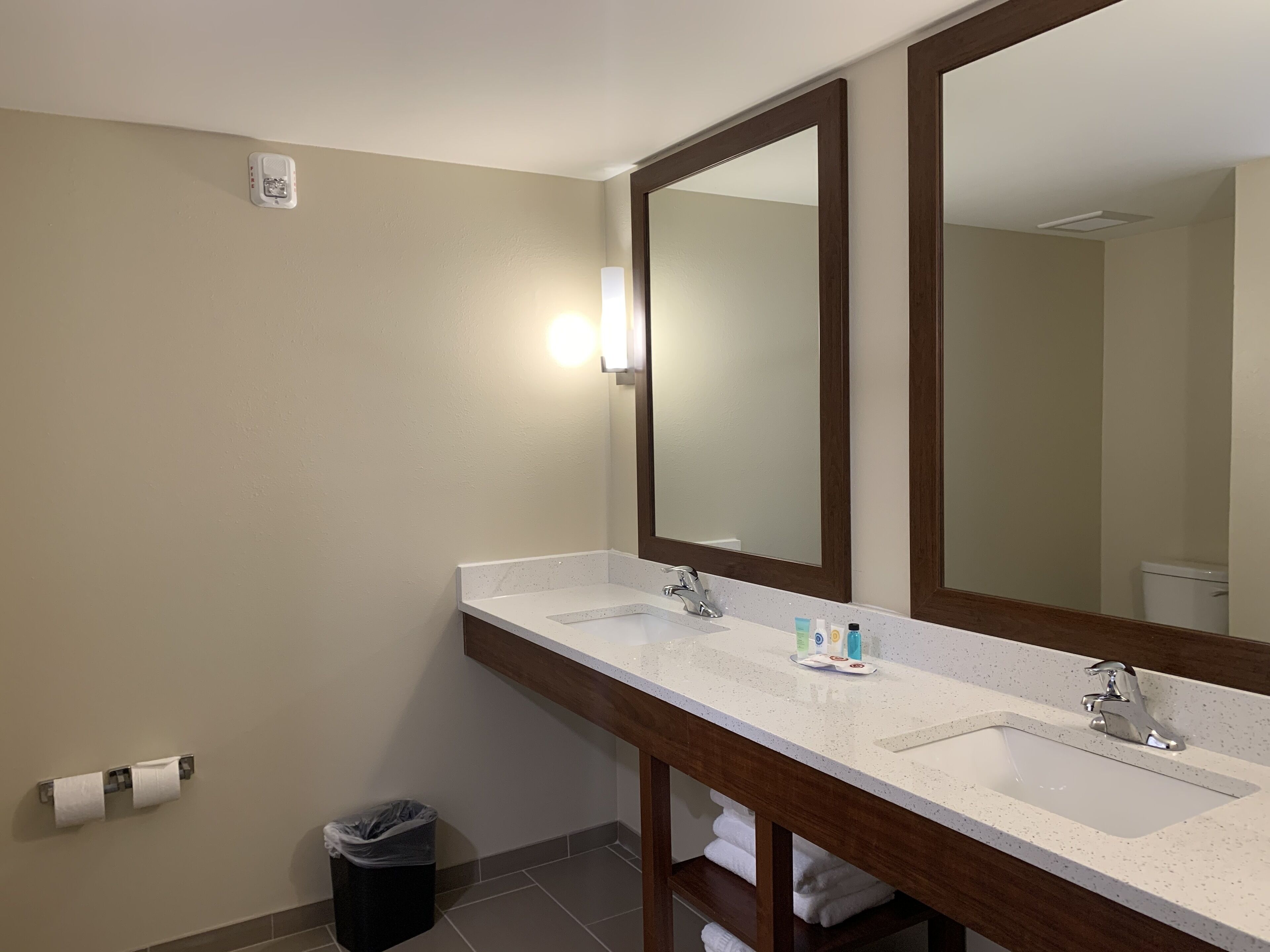 Foto - Comfort Suites Daytona Beach-Speedway