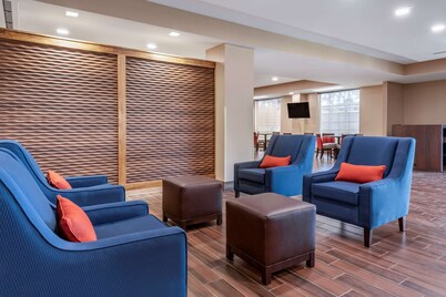 Comfort Suites Daytona Beach - Speedway