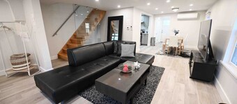 171 Broadway · Renovated House Steps Away From The Ocean