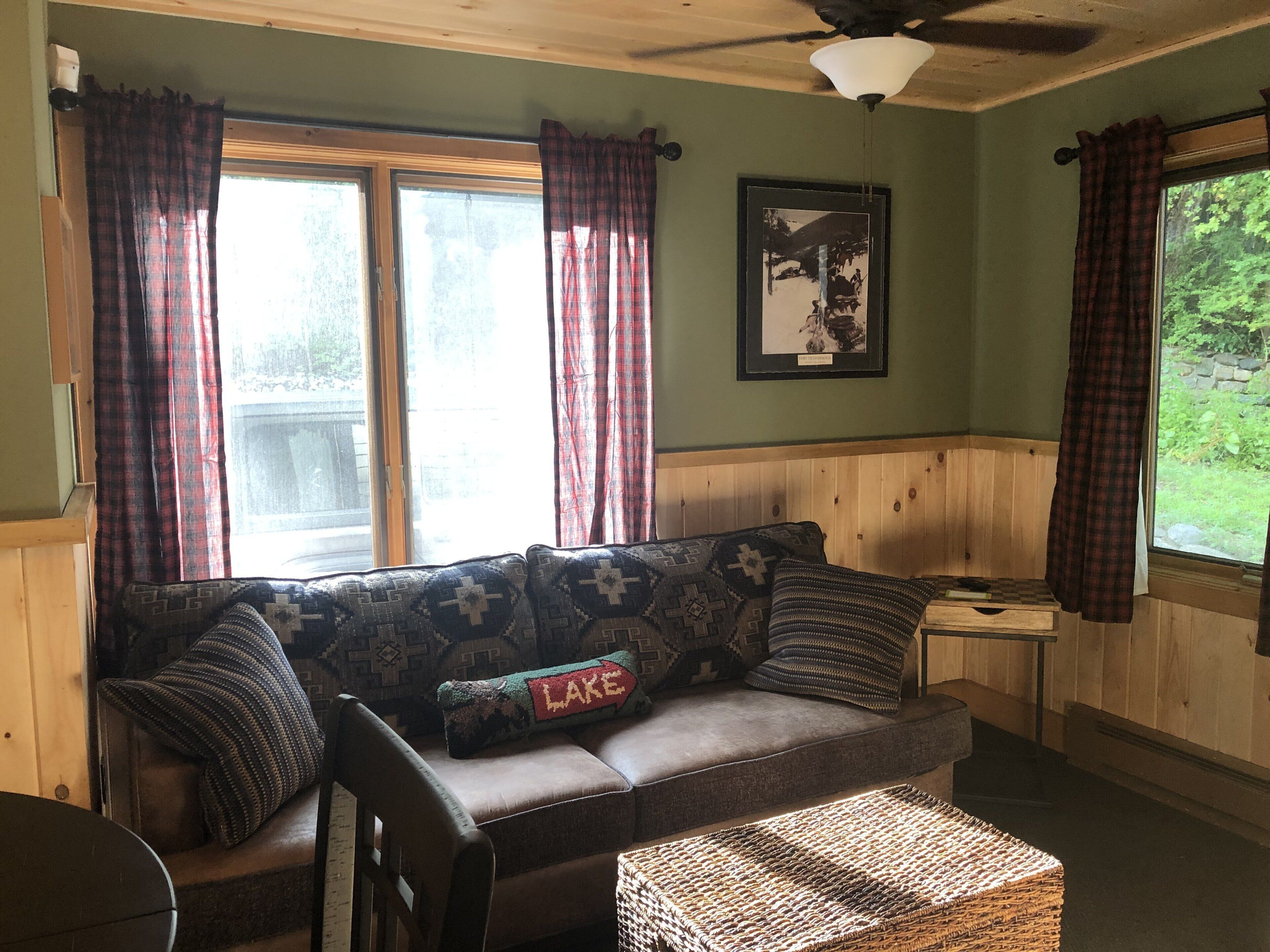 Bolton Landing - walk to town! Come visit any Season!