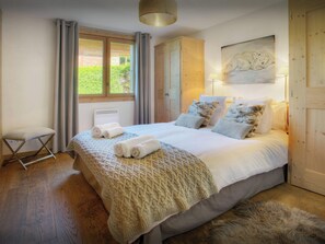 3 bedrooms, iron/ironing board, WiFi, bed sheets - Edenalpa - La Clusaz apartment for 6 in quiet location - OVO Network (La Clusaz)