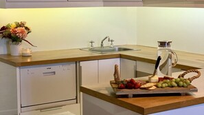 Microwave, dishwasher