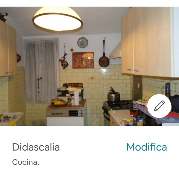 Microondas, lavavajillas, cafetera y tetera y tostadora
