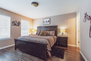 5 slaapkamers, een bureau, gratis wifi, beddengoed