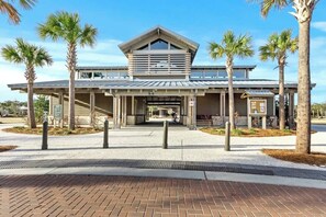 Divers