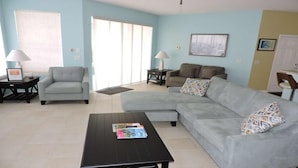 Villa, Berbilang Katil (Ref 02BV Stunning 4 Bed Villa with ow) | Ruang tamu