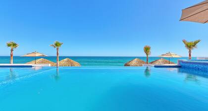 Luxury Beachfront Six Palms Villas # 1