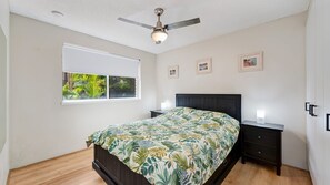 2 habitaciones, tabla de planchar con plancha y ropa de cama 