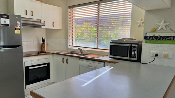 Microwave, oven, stovetop, dishwasher