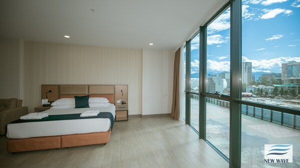 Standard-Doppelzimmer | Zimmersafe, Schreibtisch, schallisolierte Zimmer, Bügeleisen/Bügelbrett