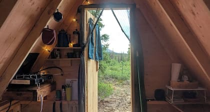 A-Frame glamping near Denali National Park