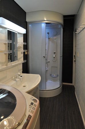 Hair dryer, towels - Yama House Hakuba 5LDK 10 person rental villa / Kitaazumi-gun Nagano (Kitaazumi-gun)