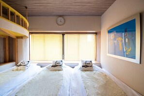 1 bedroom, desk, free WiFi, bed sheets - Family Nonsmoking 1 minute walk from Takaya / Takayama Gifu (Takayama)