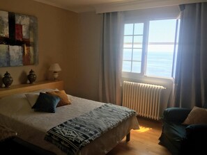 2 bedrooms, iron/ironing board, WiFi, bed sheets - Villa CASAIOLA facing the sea (San-Martino-di-Lota)