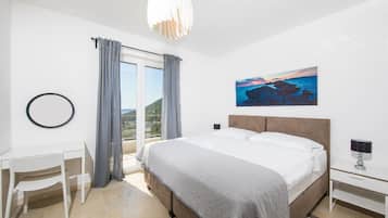 3 camere, una cassaforte in camera, una scrivania, insonorizzazione