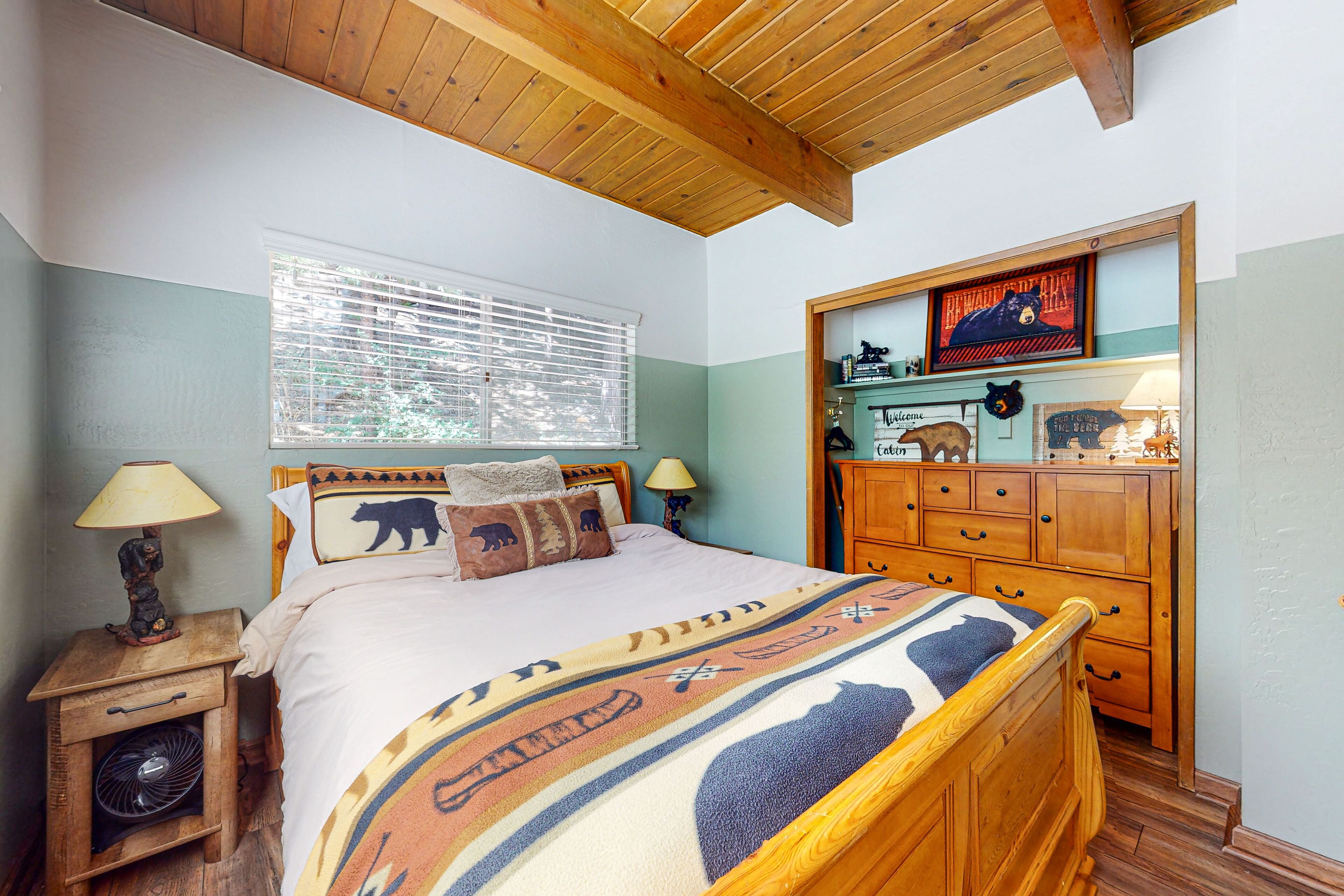 3 室のベッドルーム、インターネット、ベッドシーツ