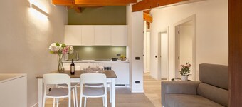 Elegant Top Floor Apartment "Salvia" with Mountain View & Balcony