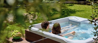 Elegant Top Floor Apartment "Salvia" with Mountain View & Balcony