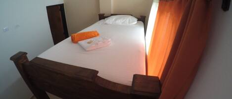 1 bedroom, internet, bed sheets