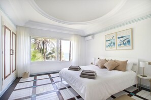 6 chambres, fer et planche à repasser, Wi-Fi, literie fournie