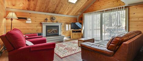 TV, peis og DVD-spiller