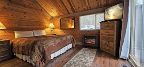 3 bedrooms, free Internet, bed sheets