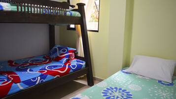 1 bedroom, internet, bed sheets