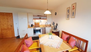 Kühlschrank, Ofen, Herdplatte, Geschirrspüler