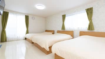 2 bedrooms, desk, free WiFi, bed sheets