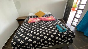 1 chambre, Internet gratuit, draps fournis